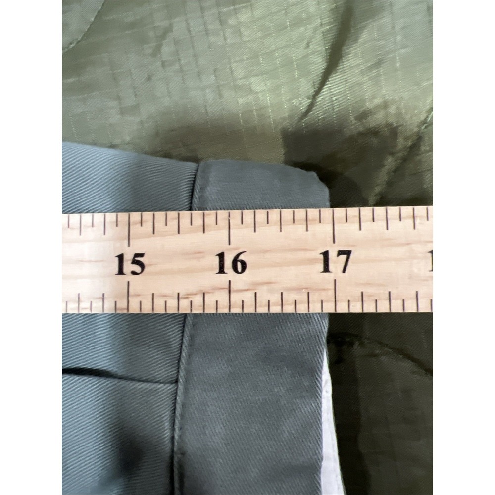 LL Bean Men's Pleated Khaki Shorts 35 Olive Green Comfort Waist Outdoor Staple - Picture 13 of 15